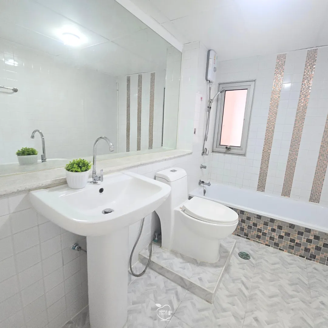 40 11zon Apple Condo