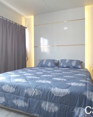 ห้อง Apple Condo ตกแต่งสีฟ้าเทา สไตล์หรูหรา